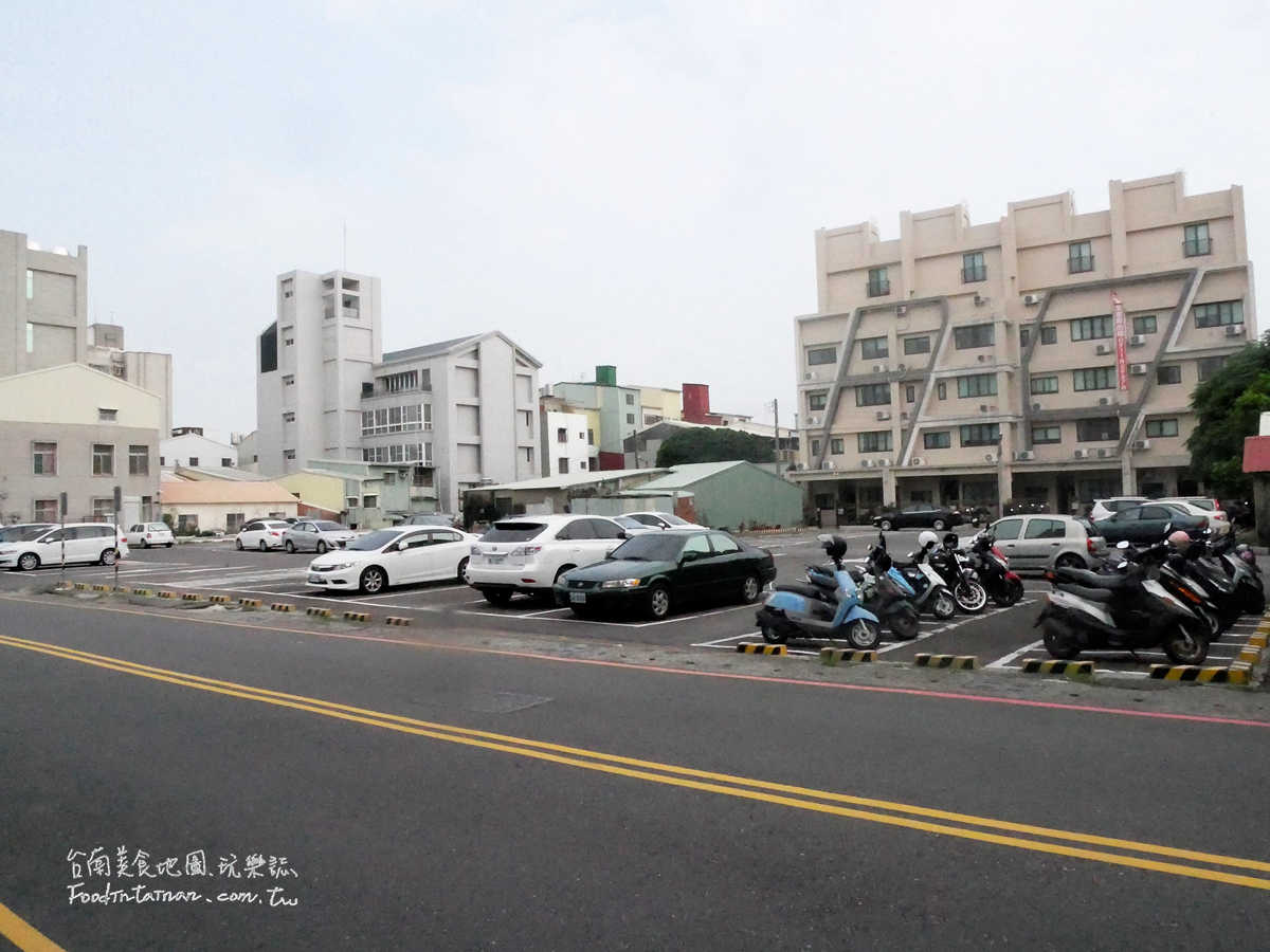 臺南推薦平價親子餐廳兒童遊戲區(qū)手工粉圓虎山鮮奶-等咧粉圓-古早味茶飲五妃概念店