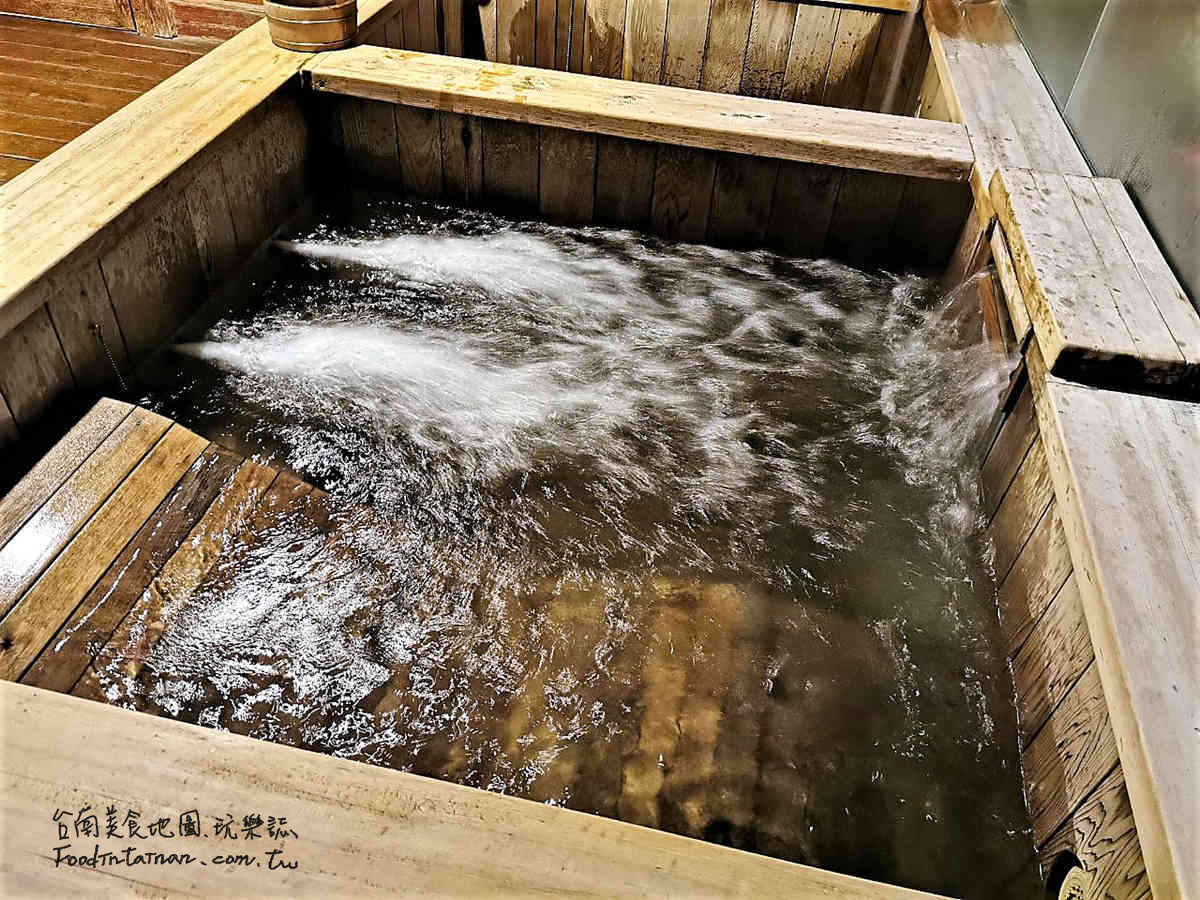 大臺中地區首家取得溫泉標章的碳酸氫鈉泉質檜木湯屋-大臺中地區首家取得溫泉標章