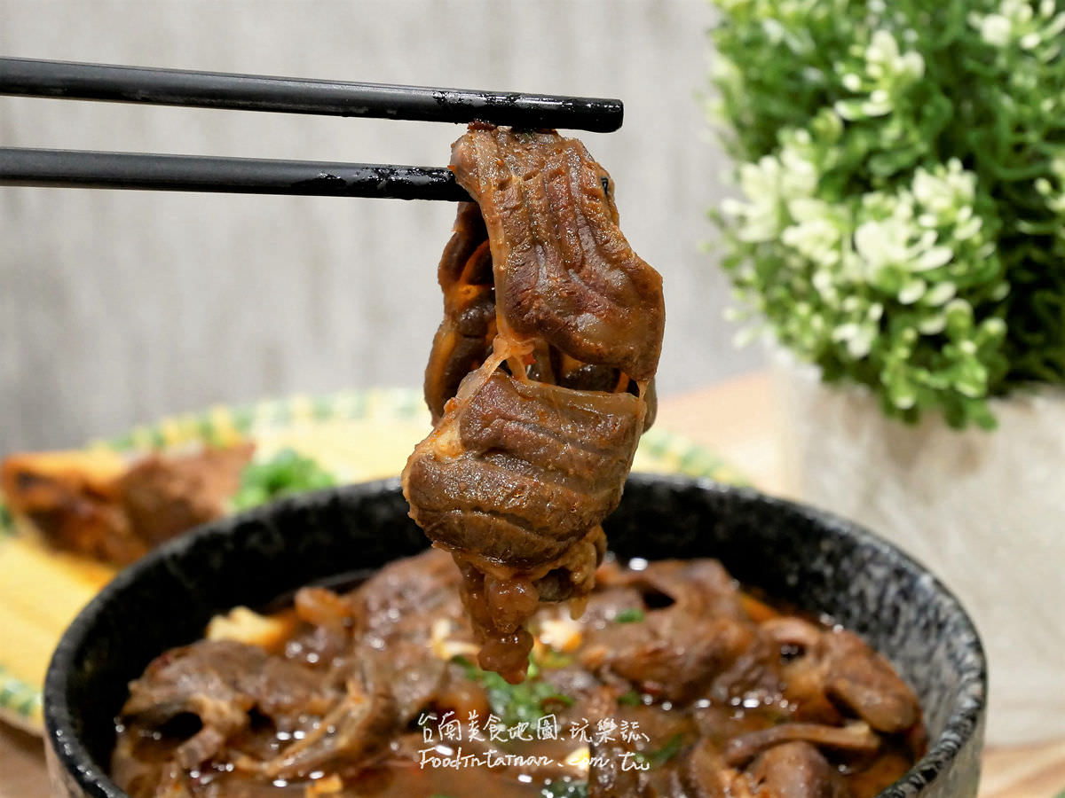 臺南永康推薦多肉皮帶牛肉麵冰花雪花園盤煎餃-麵家二眷-永康店